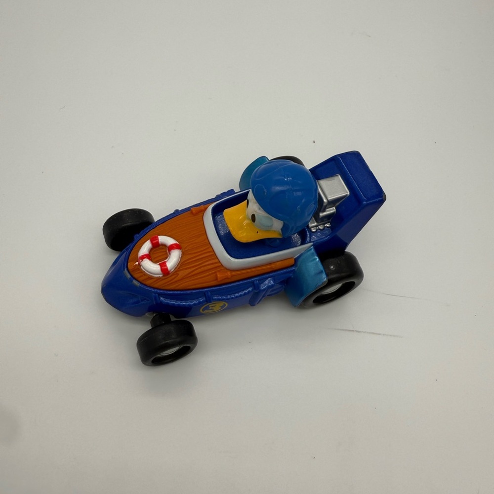 Disney Roadster Racers Donald Duck Mattel Blue Vehicle Car 2016 Cabin Cruiser